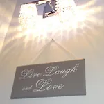 Amélie Hotel