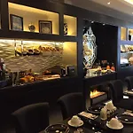 Petit Madeleine Hotel