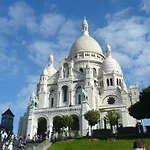 Constance - Paris Montmartre