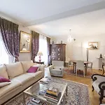 Veeve - Vintage Elegance In The 16Th