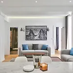 69 - Authentic Parisian Home