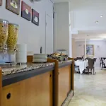 Hotel Lebron