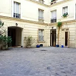 Etoile 3 Pieces Paris 16