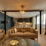 Beautiful Triplex In The Center Of Paris