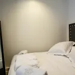 Luxury Apartment In Paris - Republique
