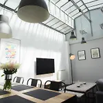 Luxury Apartment In Paris - Republique