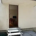 Etoile Studio Paris 16
