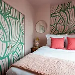 Luxury 2 Bedroom Louvre And Champs Elysees