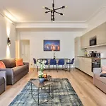 63 Luxury Flat Champs Elysees 1C