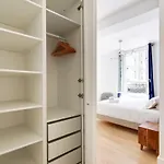 Pick A Flat\'S Apartment In Le Marais - Rue Saint Apoline