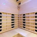 Louvre Luxury Apartment & Spa