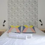 Longchamp Apartment