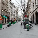 Soho Center/Marais/Pompidou/Louvre