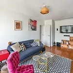 Welkeys - bd Grenelle Apartment
