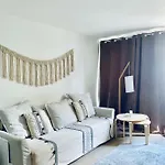 New Studio Like Hotel Room “Paris Expo “ Porte De Versaille