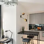 Renovated Modern Studio For 3 In Central Paris - Bastille