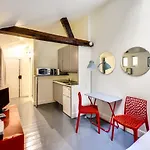 Unit 011 Saint Germain des Près (Seine)