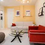 Suite Eluard Au Coeur De La Rive Gauche, Neuf, Design, 2-4 Personnes