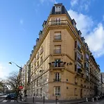 Daumier - New 2 Bdrs Flat Near La Seine