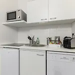 Daumier - New 2 Bdrs Flat Near La Seine