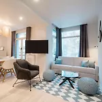 Suite Cocteau : Au Coeur De La Rive Gauche, Neuf, Design, 2/4/6 Personnes