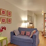 S09278 - Studio With Patio For 3 People, Grand Boulevards