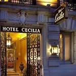 Cecilia Arc De Triomphe