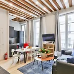 44-Cosy Flat Montorgueil