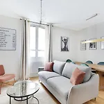 Pick A Flat\'S Apartment In Parc Monceau - Rue De Naples