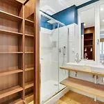 Pick A Flat\'S Apartment In Parc Monceau - Rue De Naples