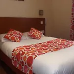 Hotel De La Place Des Alpes