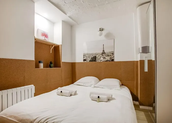 Flat For 4 Located In The Heart Of Paris