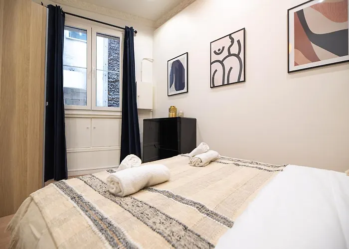Luxury loft in Champs Elysées