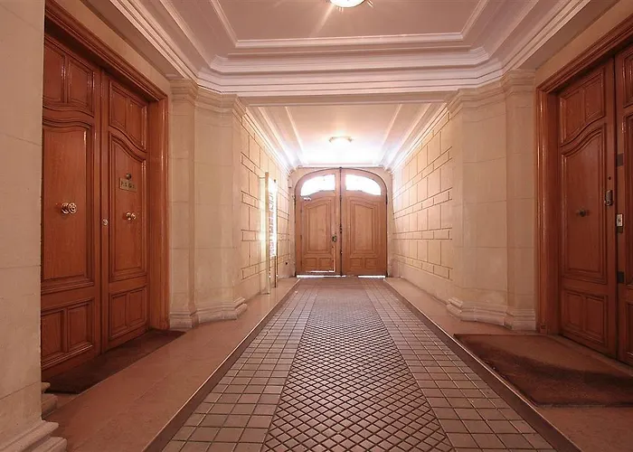 Bridgestreet Opera Serviced Apartments