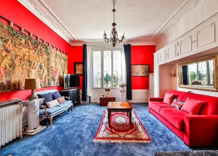 #Arc Detriomphe #Trocadero #Style Haussmanien#Ac