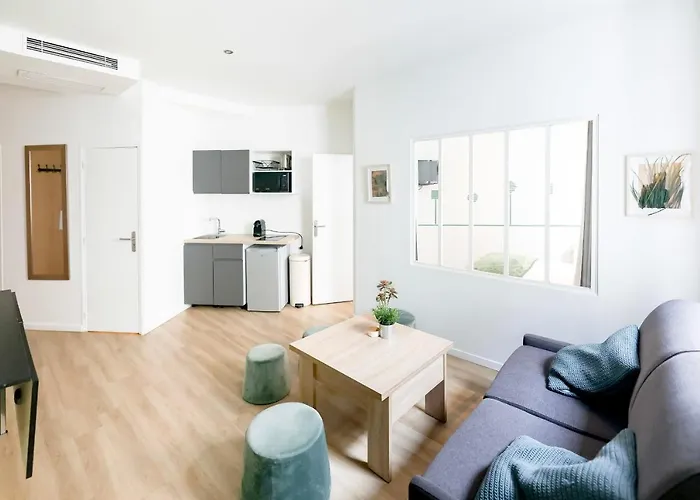 Green apartment near Montmartre&Opéra