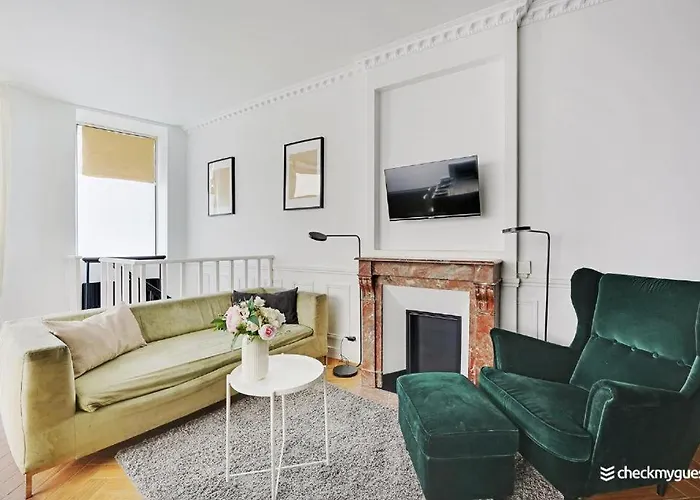 Elegant Apartment - 1Br-2P - Next To Nation