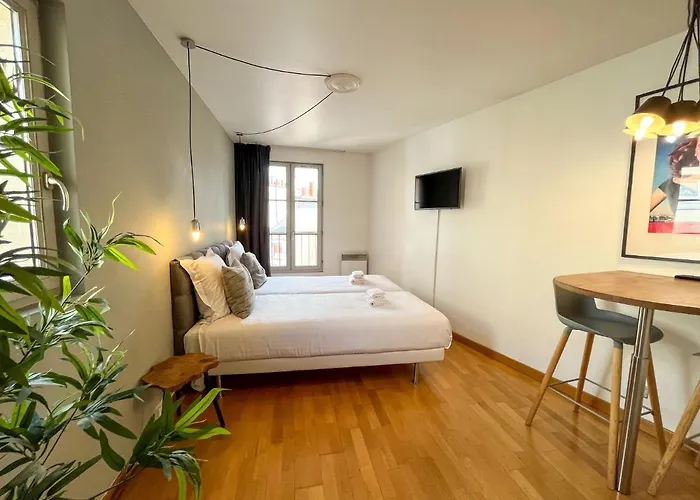 Charmant Studio Dans Un Immeuble Paris 5