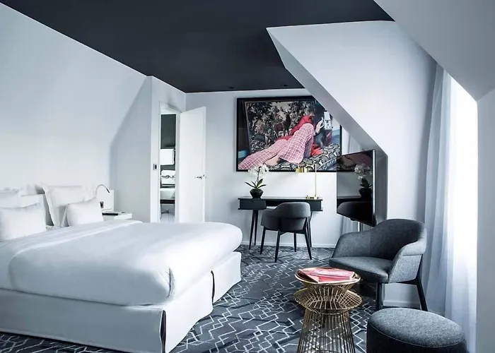 Le General Hotel