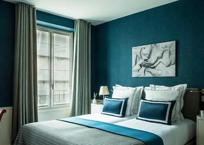 Hotel De La Place Du Louvre - Esprit De France
