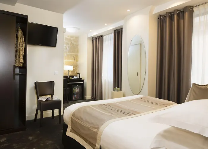 Hotel Du Lion D\'Or Louvre