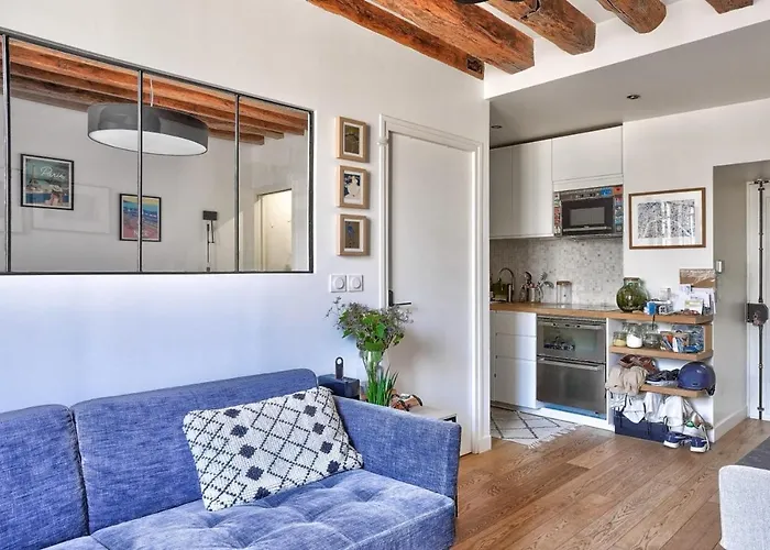 Pleasant Apartment In The Heart Of Paris