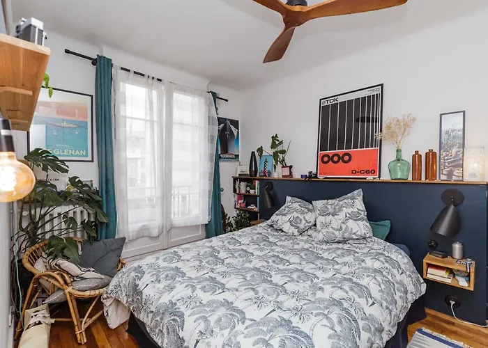 Comfy 31 M For 2 Well Decorated With Balcony