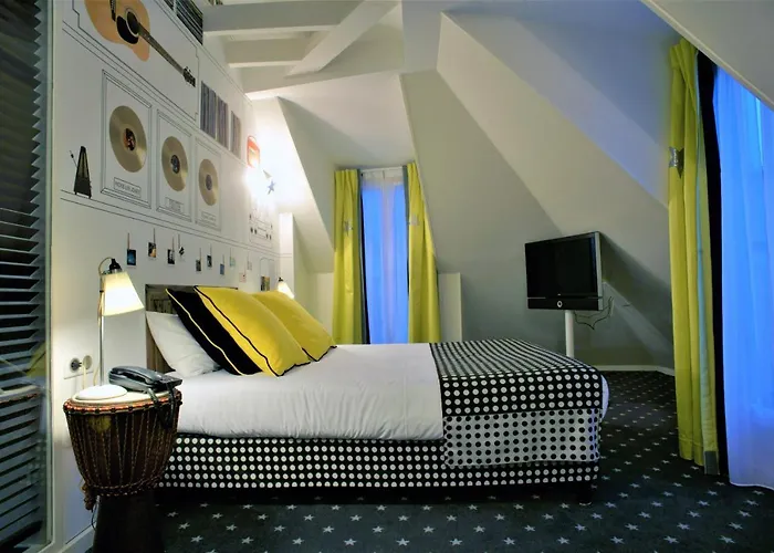 Hotel Du Triangle D\'Or