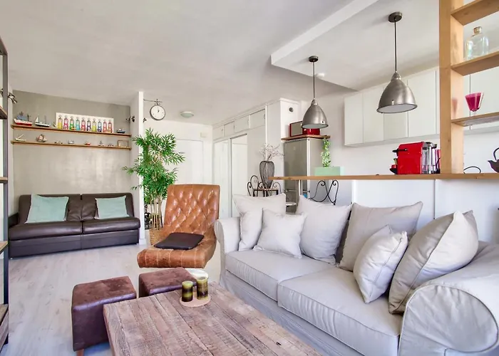 Luxurious Studio Republique Pierre Leve Free Netflix