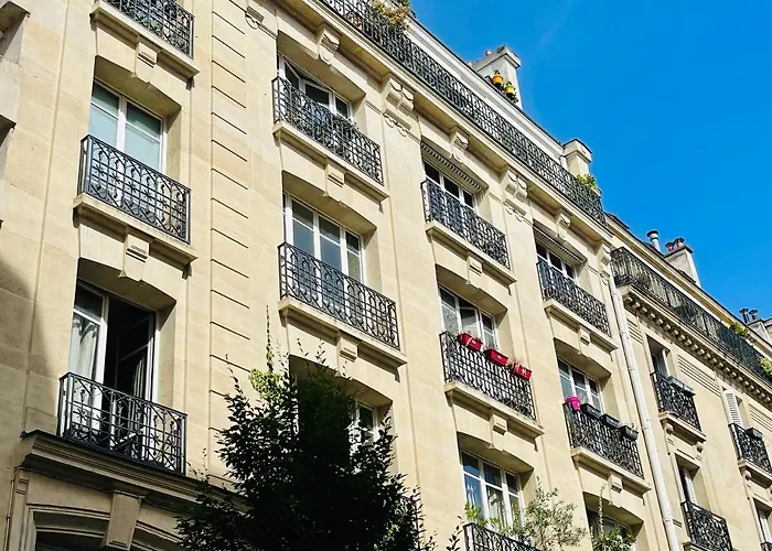 Paris Centre Dernier Étage Vue Ascenseur