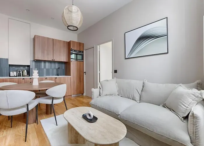 Mykeypers - Luxury Design Flat 4P - Republique