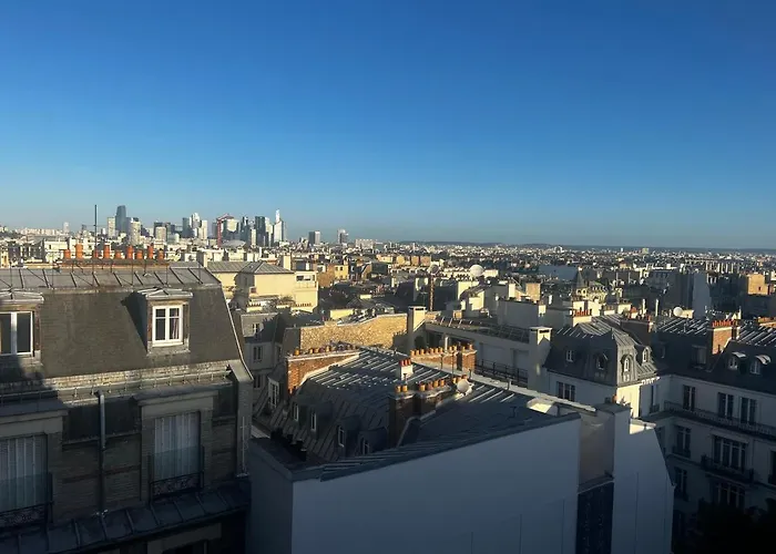 Sous Les Toits De Paris Trocadero