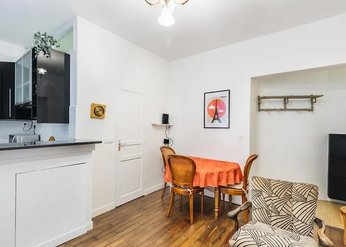 Nice 34M Well Located - Montmartre District