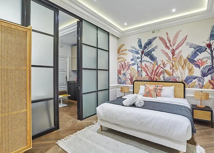 Apartment Louvre Museum By Studio Prestige